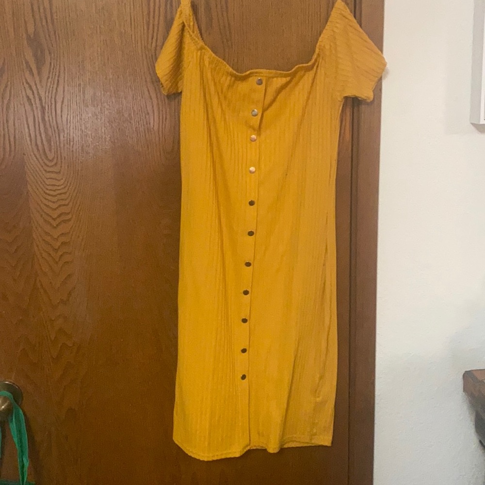 Yellow bodycon dress